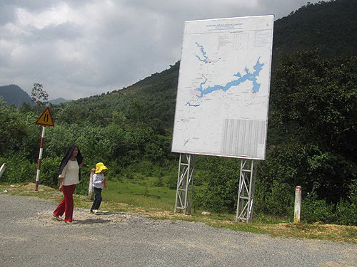 Phá 239,69 ha rừng làm thủy điện