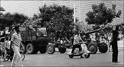 Sài Gòn trước ngày định mệnh: Không còn trận tuyến!