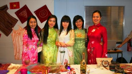 Du học để trở thành 'chuyên gia'