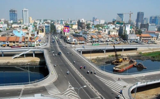 Một chữ “công” cho ra nhiều sự thật...