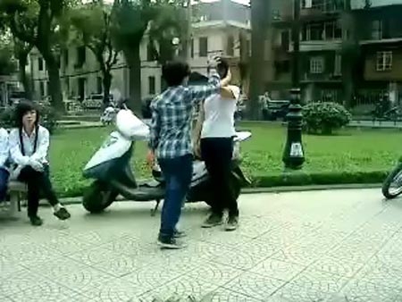 Nhân chứng vụ nữ sinh bị đánh hội đồng lên tiếng