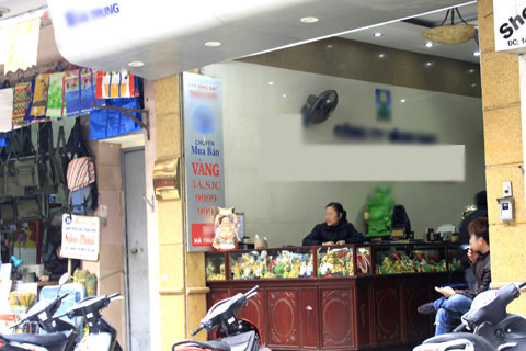 Chợ ngoại tệ tự do ngập ngừng mở cửa trở lại