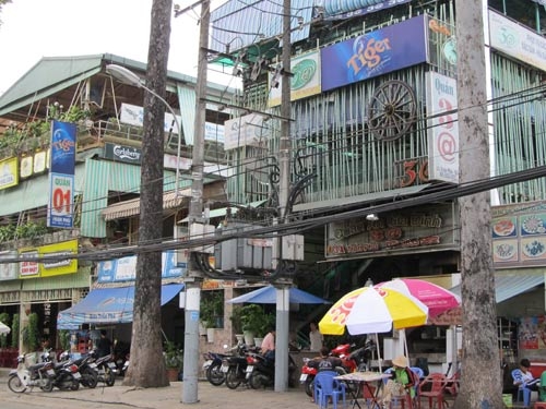 TPHCM: Thu hồi 60 biệt thự