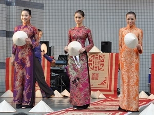 Khai mạc lễ hội "Xin chào Việt Nam 2009” ở Tokyo