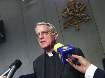 Vatican phủ nhận việc một Hồng y can dự vào vụ lộ tài liệu mật