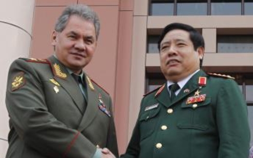 Nga và Việt Nam bàn về hợp đồng vũ khí, trong đó có tàu ngầm