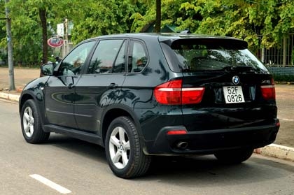 Phí cấp biển ôtô có thể lên tới 20 triệu đồng