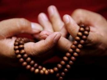 Trung Quốc: Hàng trăm người Tây Tạng tụ họp để giữ thi hài tu sĩ tự thiêu