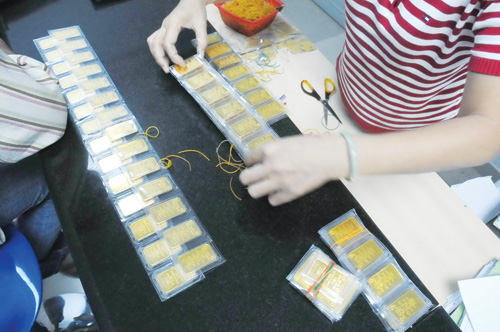 Thị trường vàng “mất lửa”