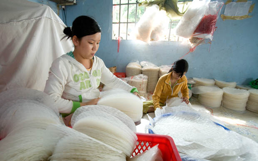 Thương trả cá kho, nhớ Thạch Sùng