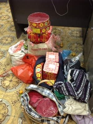 Hàng lậu vẫn đổ về Hà Nội