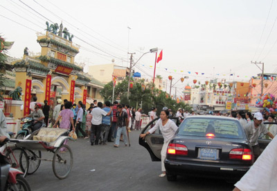 Xe công và thông lệ tranh thủ