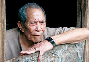 Những cuộc đời lừng lẫy trên lưng voi