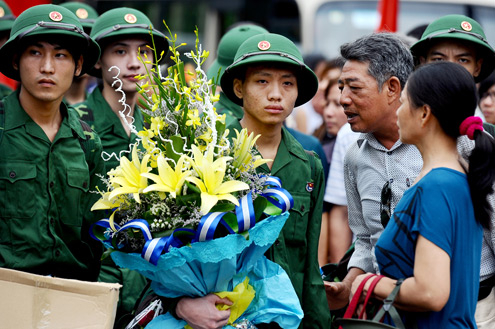 'Không để tình trạng học dốt mới đi bộ đội'