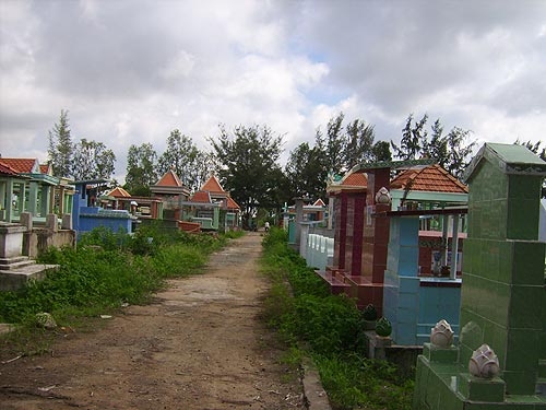 SỐT ĐẤT NGHĨA TRANG: Cạn kiệt nguồn cung