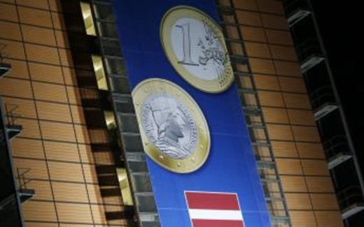 Gia nhập Eurozone: Con đường gian truân của Latvia