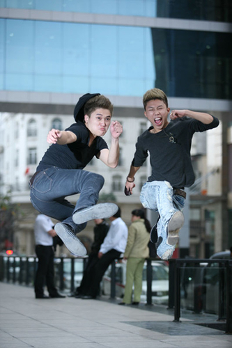 Duy Khánh vạch trần mặt trái làng ca nhạc VN