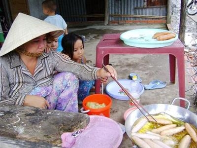 Tàu không về bến