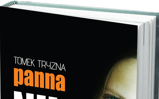 Cô gái Không Là Gì – tiểu thuyết hậu  hiện đại về những bí ẩn tuổi mười lăm