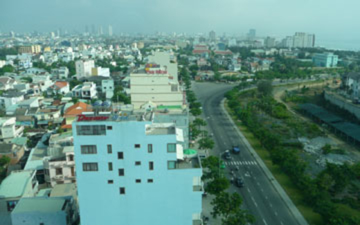 Muốn làm ăn thì phải quen ngài A, ngài B