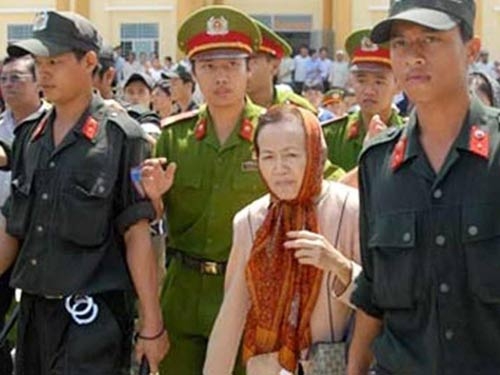 Nông trường Sông Hậu nợ hơn 290 tỉ đồng