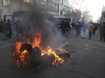 Iran: Biểu tình chống chính quyền, một người chết