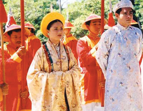 Hư cấu đến đâu cũng phải mang chất Việt