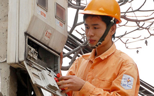 DN rùng mình khi giá điện sắp tăng