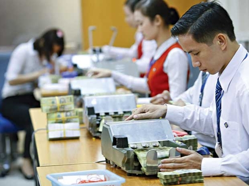 Vị đắng cuộc chuyển giao quyền lực ở Sacombank