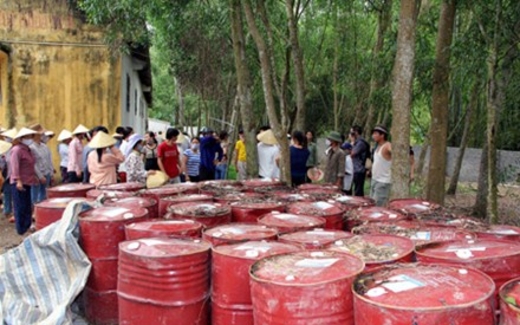 Vụ chôn hóa chất: Chỉ xử phạt hành chính 400 triệu