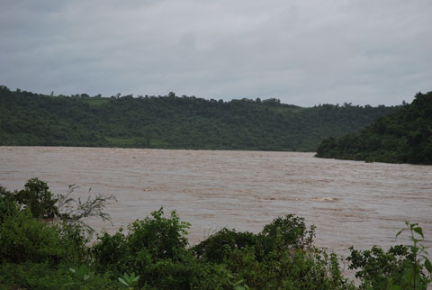 “Lũ quái”- chuyện do người