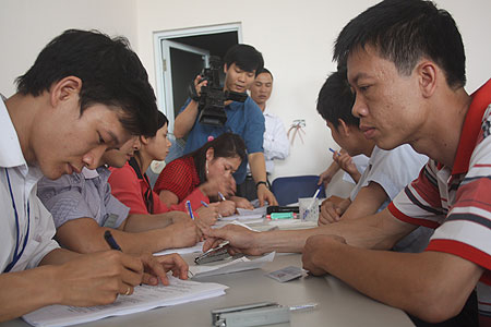 Nhà thu nhập thấp bị chê vì giá... thương mại