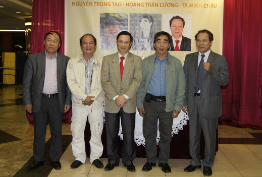 Nhà thơ, dịch giả, nguyên Đại sứ Việt Nam tại Ba Lan Tạ Minh Châu.