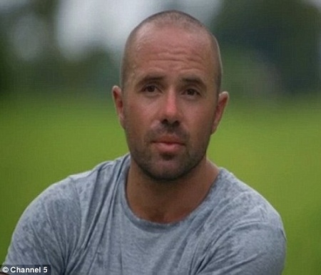 Chuyện về một giám đốc ngân hàng đi tìm hạnh phúc trong... ngôi nhà lá