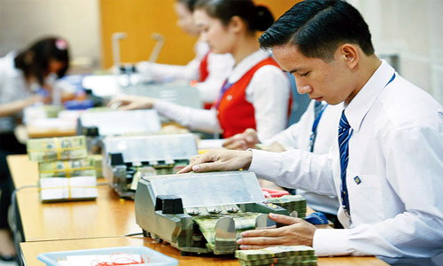 Khi lãi suất không thèm chấp lạm phát