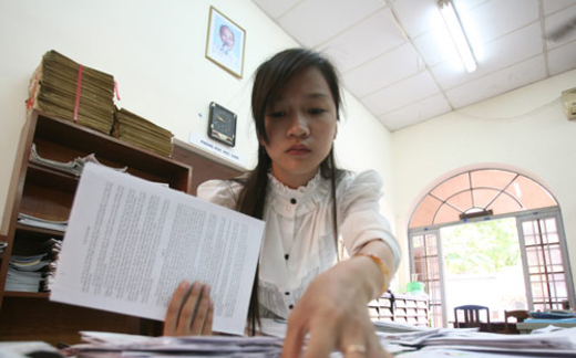 Tuyển sinh ĐH, CĐ: 2 mức điểm sàn là bước thụt lùi!