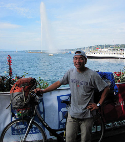 Chu du đến 37 nước bằng xe đạp