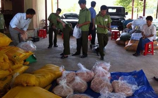 Choáng: Ủng giẫm lên nội tạng, đậu phụ thạch cao