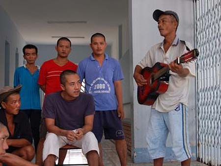 Những mảnh đời bị bỏ quên