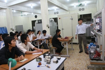 Đào tạo liên thông: Người đang học có được chuyển tiếp?