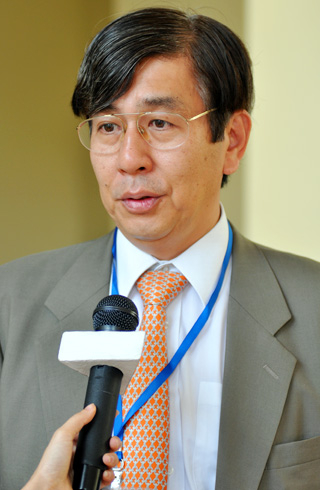 Giám đốc ADB Việt Nam: ‘Lãi suất khó hạ trong năm 2011’