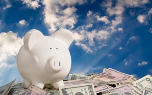 Thu nhập quá thấp: Sao không tính chuyện tích lũy?