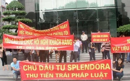 Tháo chạy khỏi BĐS, đại gia bỏ của giữ thân