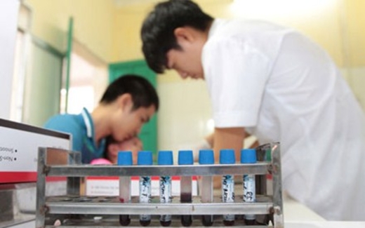 Lạm dụng xét nghiệm chiếu, chụp: Mạnh ai nấy làm, sao tin nhau được!