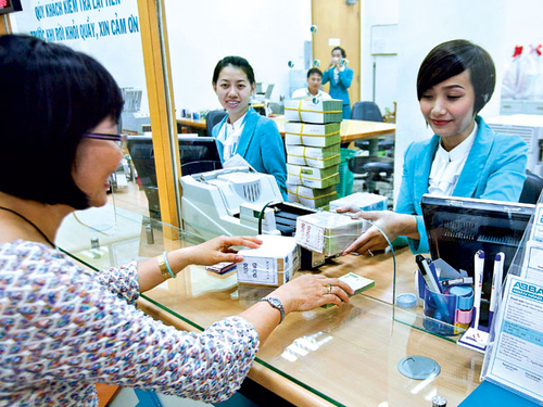 Ngân hàng thời... giật gấu vá vai