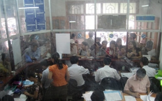 Công chức lộng ngôn hay dốt ngữ pháp?