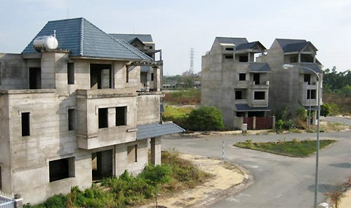 TP.HCM: Nghịch lý giao dịch đất nền