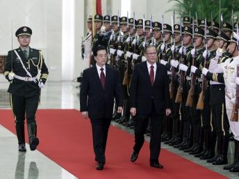 Philippines và Trung Quốc cam kết đối thoại trên hồ sơ Biển Đông