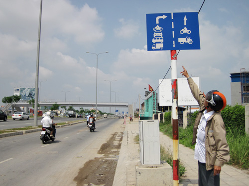 “Ma trận” biển báo giao thông: Mập mờ, dân bị phạt oan!