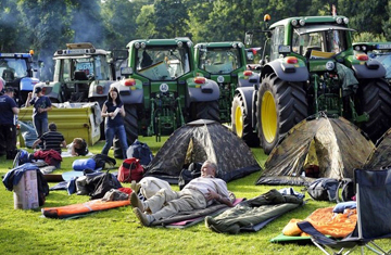 Hội nghị thượng đỉnh EU: Lập cơ chế giám sát chặt ngân hàng